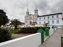 Iglesia parroquial de La Esperanza (cantón Pedro Moncayo).jpg