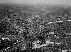 Photograph of Aerial View of Murry City, Ohio - NARA - 2128905.jpg