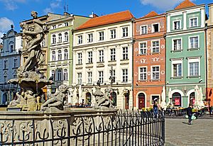 Archivo:Poland-00553 - Fountain of Proserpina (30365129645)
