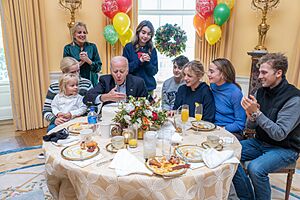 Archivo:President Joe Biden celebrating his birthday