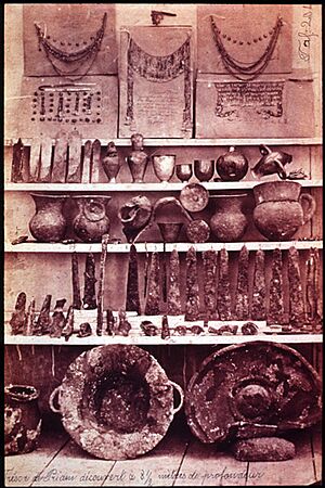 Archivo:Priam's treasure (r)