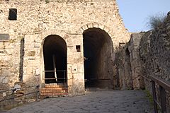 Archivo:Puerta Marina Pompeya