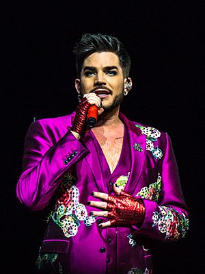 Queen And Adam Lambert - The O2 - Tuesday 12th December 2017 QueenO2121217-14 (25093782907) Cropped.jpg