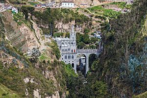 Archivo:Santuario de Las Lajas, Ipiales, Colombia, 2015-07-21, DD 02