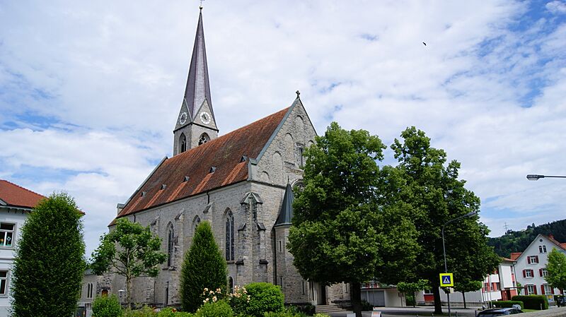 Schwarzach-Kirche-aussen-02
