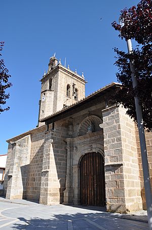 Archivo:Becedas-iglesia de la Inmaculada