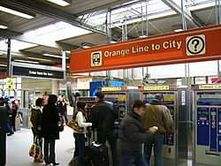 Archivo:CTA Orange Line Midway Airport Terminal