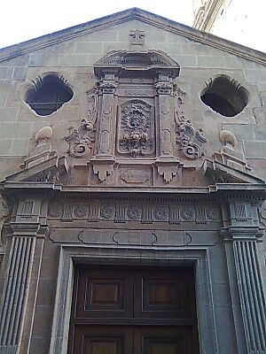 Archivo:Capillacomunioniglesiaarciprestalalmansaespana