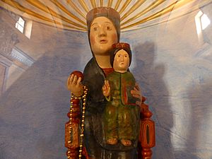 Archivo:Ermita de la Virgen del Agua, talla policromada restaurada, Castellote, Teruel, España