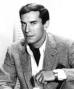 Martin Landau-Mission-1968.jpg