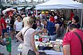 Mercadillo solidario en Hoyo de Manzanares