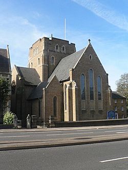 Northampton, Catholic cathedral church of Our Lady Immaculate and St Thomas of Canterbury - geograph.org.uk - 598837.jpg