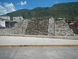 Pirámide de Huamuxtitlán.jpg