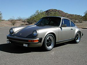 Archivo:Porsche911sc