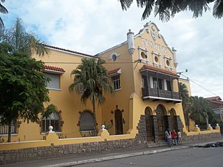 San Pedro de Jujuy's town hall left view.JPG