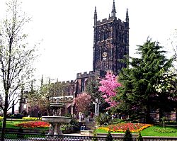 St Peter's Church, Wolverhampton.jpg