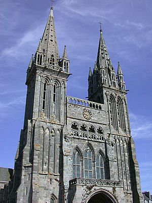 Archivo:Stpoldeleon cathedrale