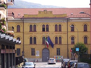 Archivo:Caserma de cristoforis