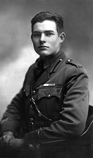 Archivo:Ernest Hemingway in Milan 1918 retouched 3