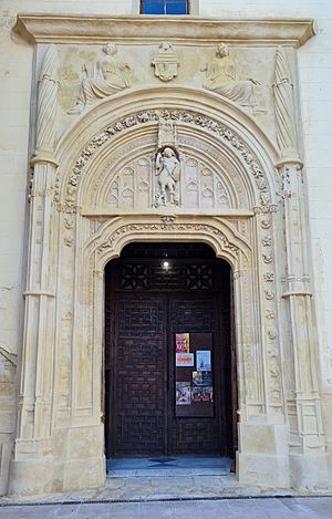 Archivo:Iglesia de San Mateo Lucena