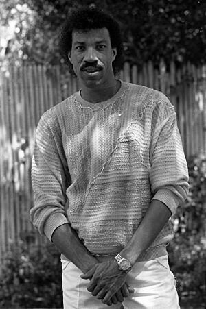 Archivo:Lionel Richie 1984