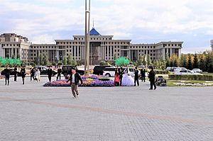 Archivo:Ministry of Defense Astana