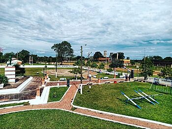 Archivo:Plaza Mariscal José Félix Estigarribia