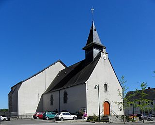Saint-Jean-sur-Mayenne (53) Église 01.JPG