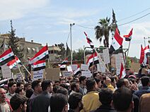 Archivo:Syrian Demonstration Douma Damascus 08-04-2011