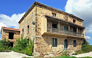 Zurita de Piélagos, Casa de la Rueda 01.jpg