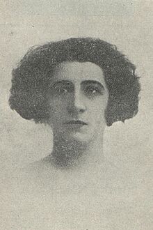 1926-09, Literatura Hispano-americana, Pilar de Valderrama (cropped).jpg