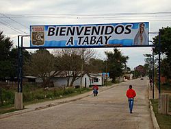 Acceso principal a Tabay.jpg