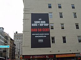 Archivo:Ant-50 Cent billboard in Tribeca by David Shankbone