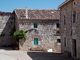 Calle San Román de Tablada de Villadiego.