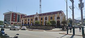 Archivo:Coliseo Municipal de Huancayo 1