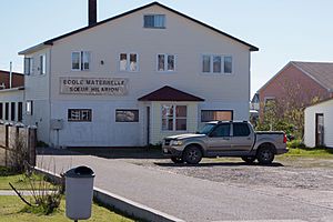 Archivo:Ecole à Miquelon