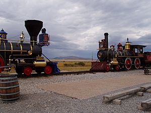 Archivo:Golden Spike Recreation