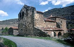 Archivo:Las Ruedas de Enciso - Iglesia de la Virgen de los Remedios