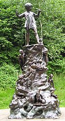 Archivo:PeterPan Statue Londres