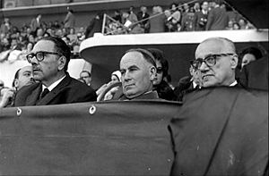 Archivo:Presidente Alessandri junto al Cardenal