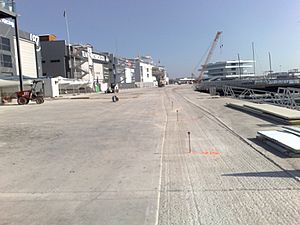 Archivo:Valencia track construction, Americas Cup Port