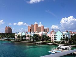 BHA Nassau, Paradise Island, Atlantis Bridge 001.jpg