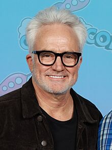Bradley Whitford Photo Op GalaxyCon Richmond 2025.jpg