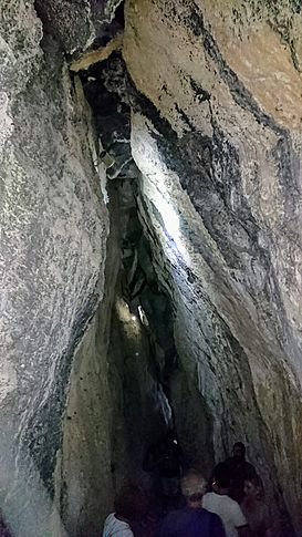 Cueva de la Encantanda, Luque.jpg