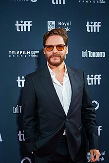 Daniel Brühl at the 2024 Toronto International Film Festival 04.jpg