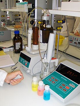 Archivo:Dosimat ph-meter