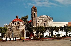 Ex Convento Franciscano San Diego de Alcalá,Cuautla,Morelos,México (9673733085) (cropped).jpg