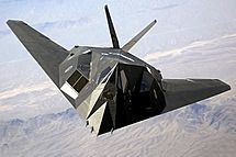 Archivo:F-117 Nighthawk Front