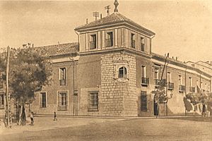 Archivo:Fundación Joaquín Díaz - Palacio de Pimentel. Exterior - Valladolid