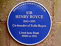 Archivo:Henry Royces' Blue plaque in Quarndon
